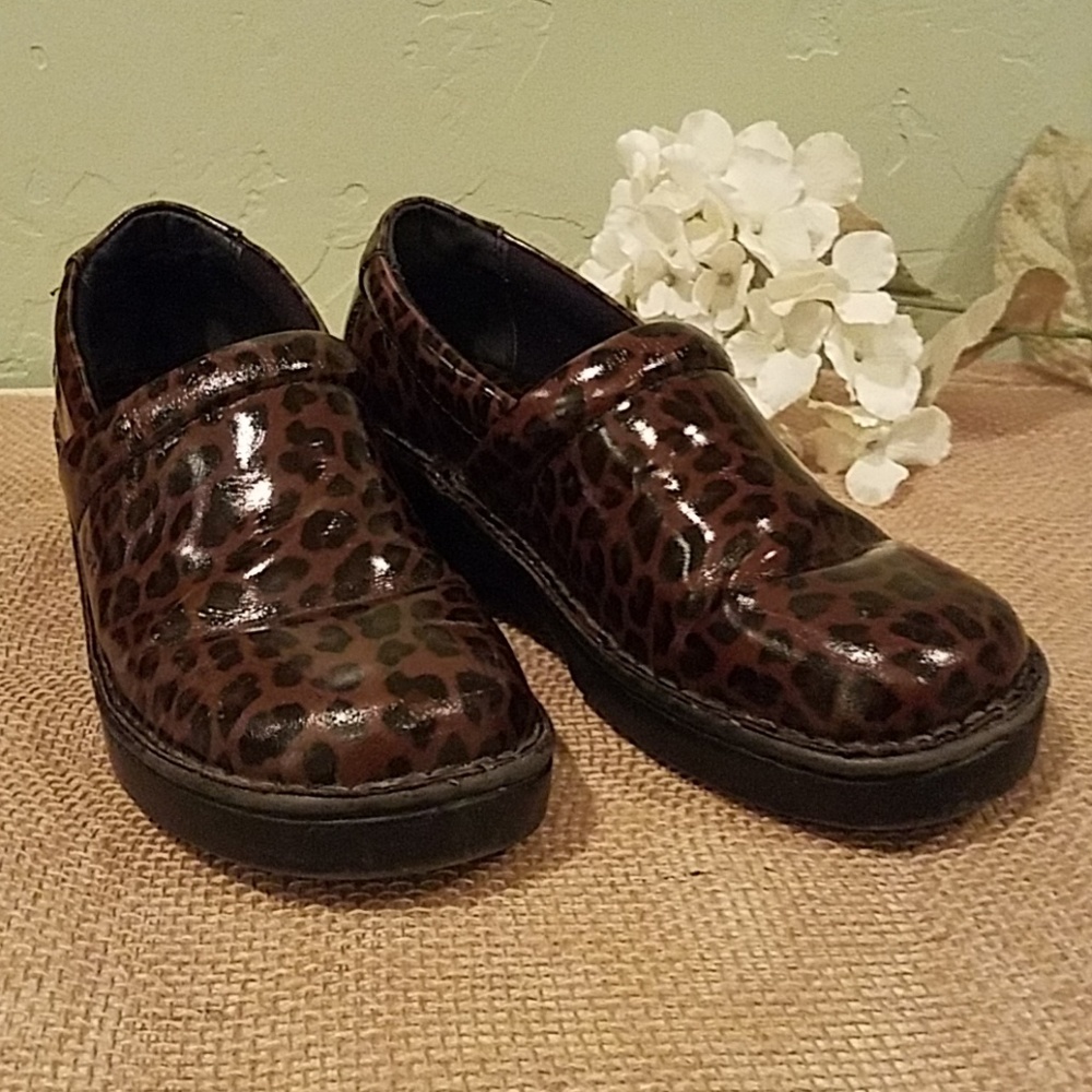 B.O.C. Leopard Print Clog - image 1